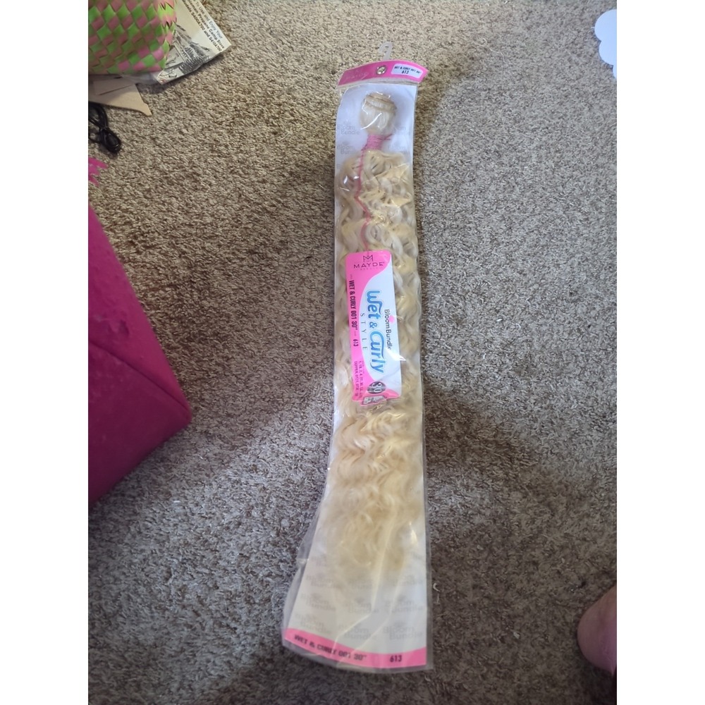 MAYDE Beauty's Wet & Curly Bloom Bundle 30 Inch. Color 613